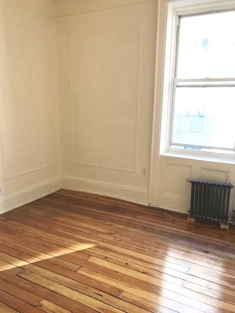 1 bed, 1 bath, 400 sqft, $3,250, Unit 18