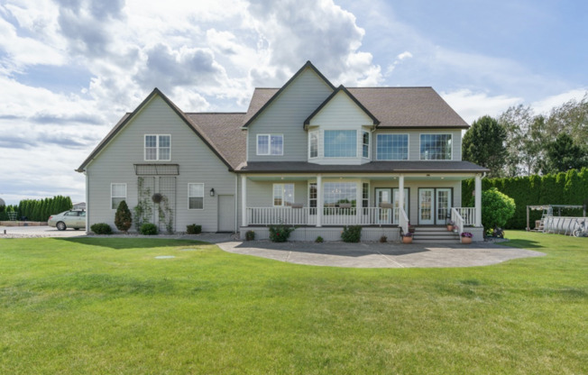 Large Country Home w/acreage