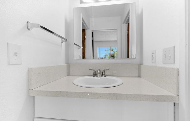 1 bed, 1 bath, 650 sqft, $1,380, Unit 66