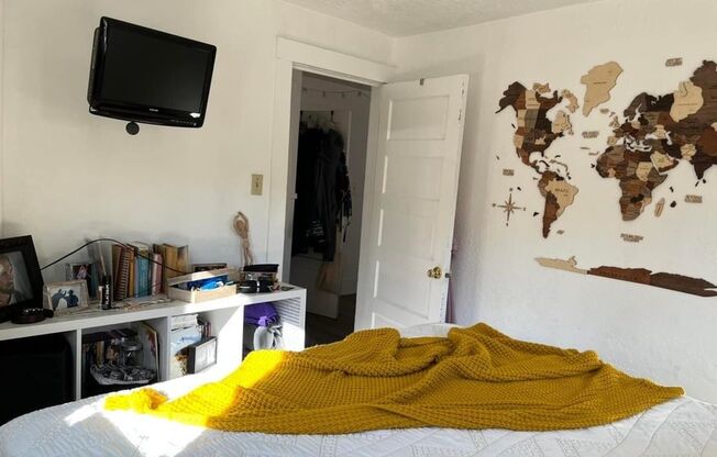 1 bed, 1 bath, 640 sqft, $1,025, Unit 224 E 400 N