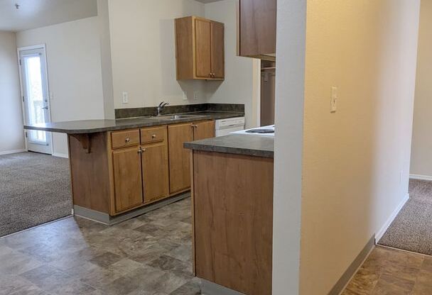 3 beds, 2 baths, 1,180 sqft, $1,625, Unit C103