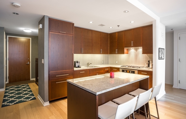 2 beds, 2 baths, 1,300 sqft, $10,000, Unit 9F
