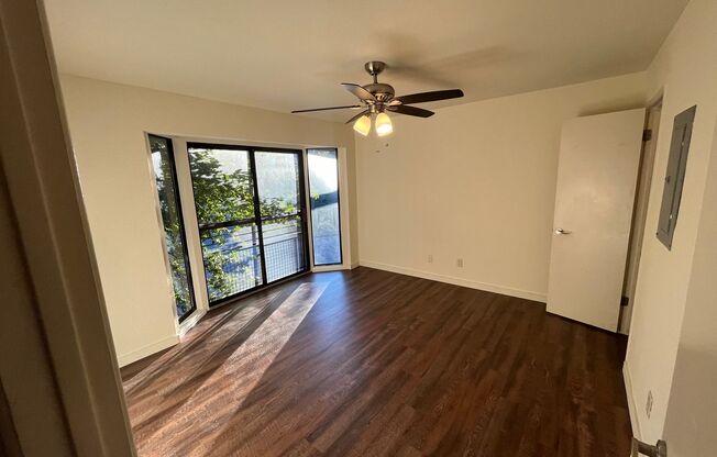 1 bed, 1 bath, 640 sqft, $1,250, Unit 206-W