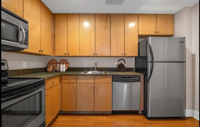 1 bed, 1 bath, $1,250, Unit UNIT 706