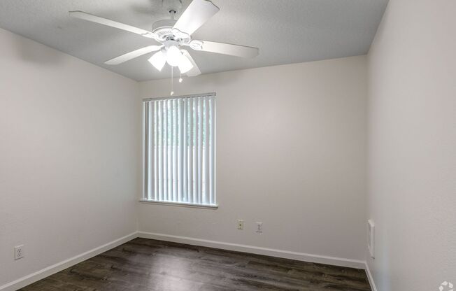 2 beds, 1 bath, 752 sqft, $1,525, Unit 224