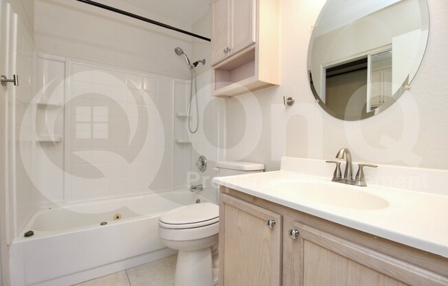 2 beds, 2.5 baths, 1,120 sqft, $1,675, Unit 1049