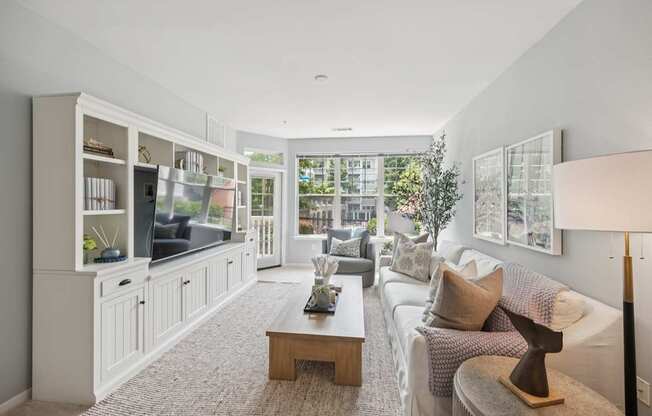 Welcome to Stone Point Apartments