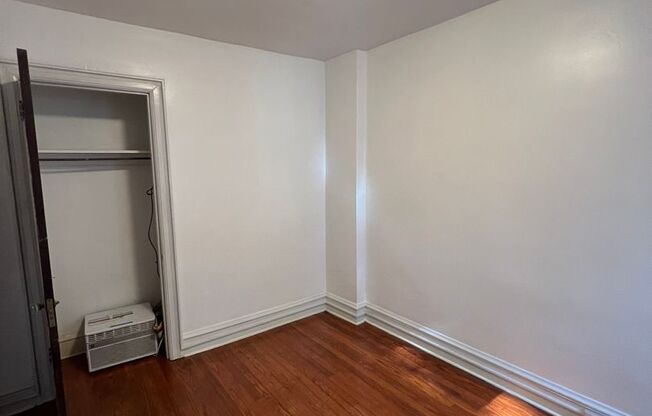 3 beds, 1 bath, $1,850