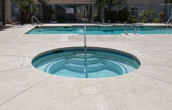 2 beds, 2 baths, $1,250, Unit Bldg KK