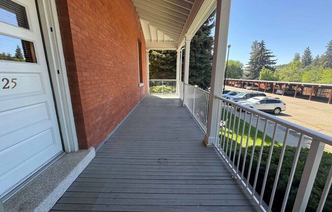 2 beds, 1.5 baths, 850 sqft, $1,575, Unit 1125