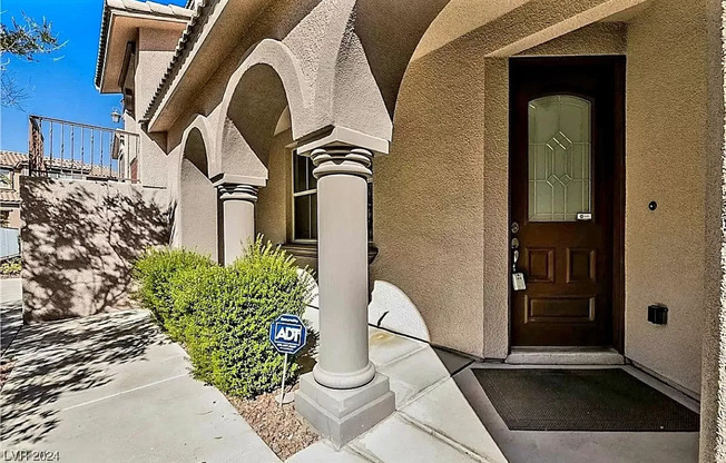 2 Bed, 2.5 bath Townhome for rent in the heart of Summerlin
