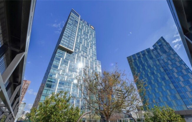 1 bed, 1.5 baths, 920 sqft, $3,500, Unit 1703