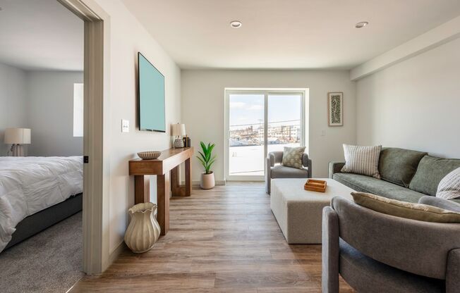 1 bed, 1 bath, $2,495, Unit 418