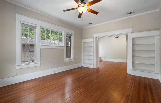 Exclusive New 4 Bed Remodeled with huge back yard in West Campus