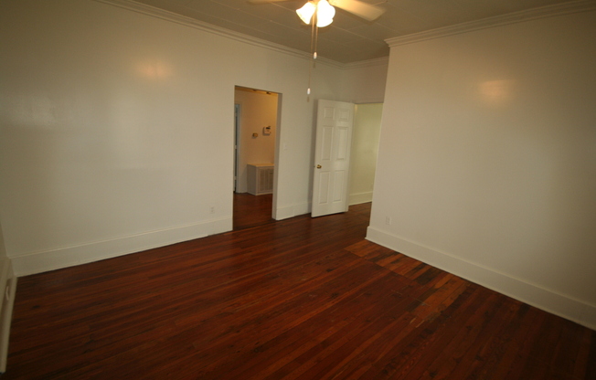 Spacious 3 Bed / 2 Bath Trinity Park Home - All Appliances and Large Fenced Yd