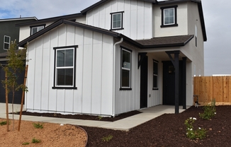 682 STEPHANIE DR