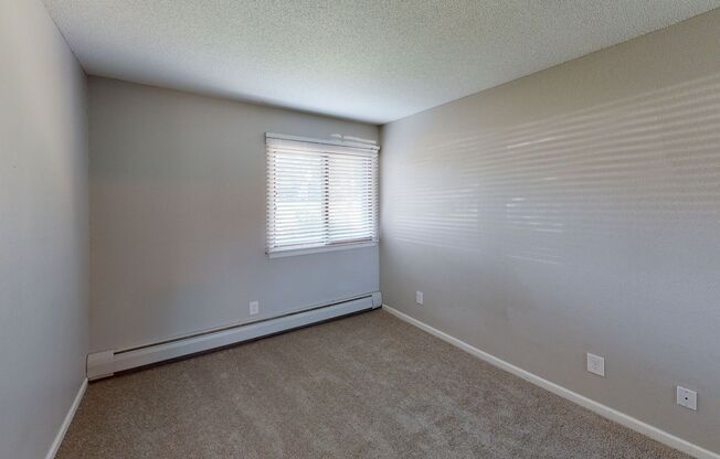 2 beds, 2 baths, 1,037 sqft, $1,675, Unit 3900211