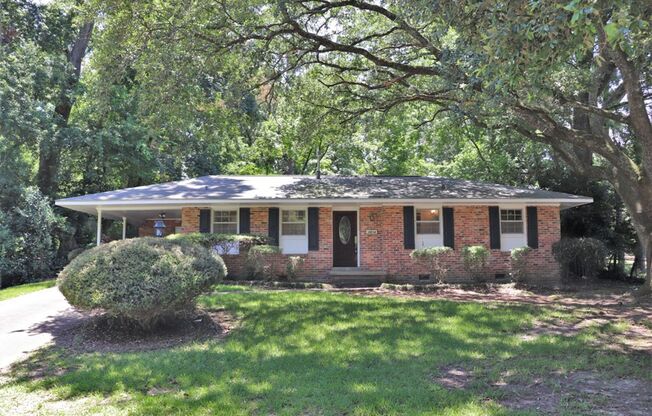 Classy & Comfortable 3 Bedroom / 1 Bathroom Home in Montgomery!