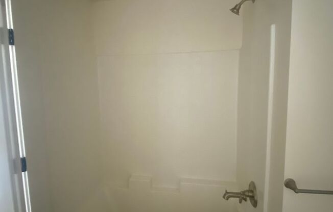 Studio, 1 bath, 436 sqft, $2,495, Unit Unit 305