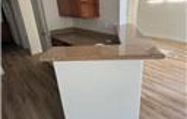 2 beds, 2 baths, $1,190, Unit # 2012