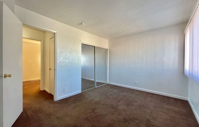 2 beds, 1.5 baths, 800 sqft, $995, Unit Unit 22