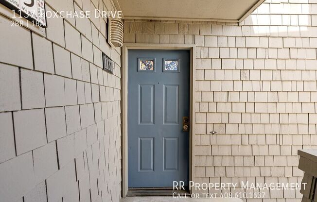 1137 FOXCHASE DR