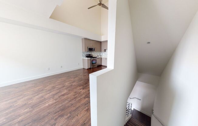 1 bed, 1.5 baths, 876 sqft, $2,956, Unit 02