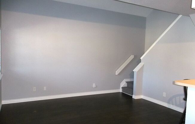 Updated 2-Story Condo Near CSU