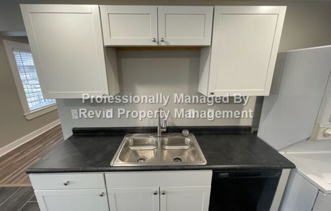 Fully Renovated 1 Bedroom Apartment in Highpoint Terrace!
