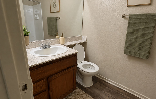 One Bedroom Bathroom