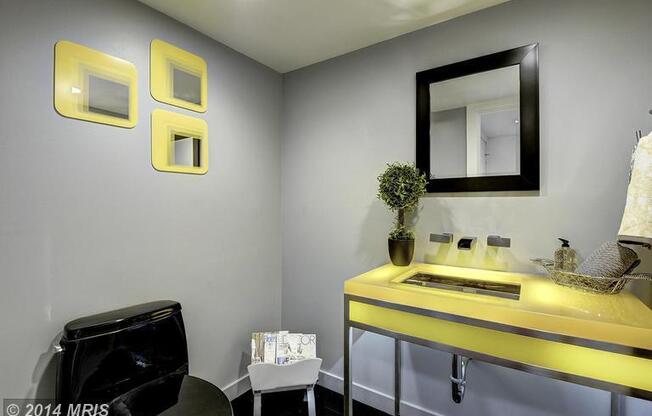 Contemporary 2 Bed 2.5 Bath Condo in Georgetown's Iconic Flourmill Condominium.