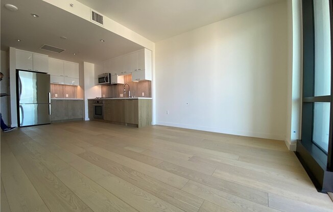 1 bed, 1 bath, 711 sqft, $3,000, Unit 2404