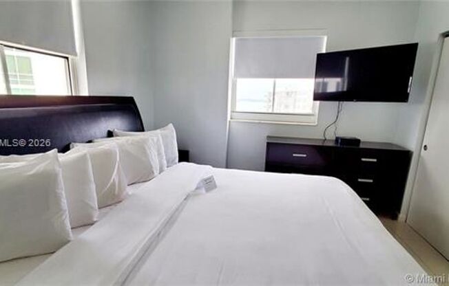 2 beds, 2 baths, $3,600, Unit # 1203
