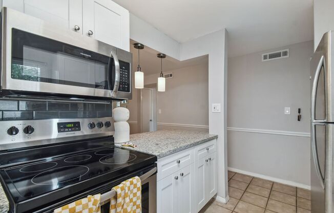 Great Location - SOUTH TAMPA - SOHO / Hyde Park Area