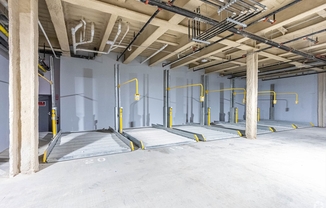 Studio, 1 bath, 550 sqft, $2,700, Unit 307