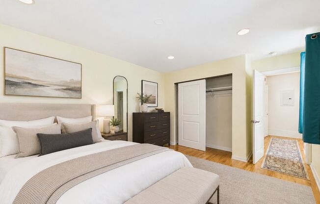 AUGUST 1. Luxury 1BR Graduate Hospital rental with private garden patio.