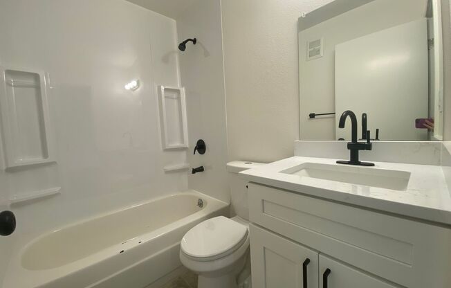 1 bed, 1 bath, 436 sqft, $945