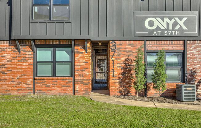 ONYX AT 37TH