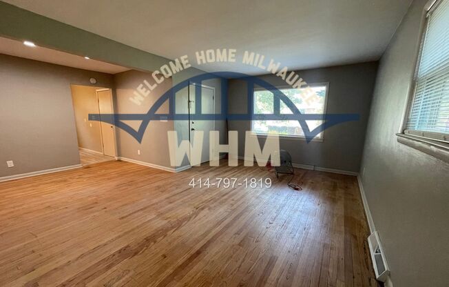 4054 N 68 ST