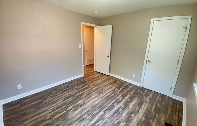 3 beds, 1 bath, $1,175