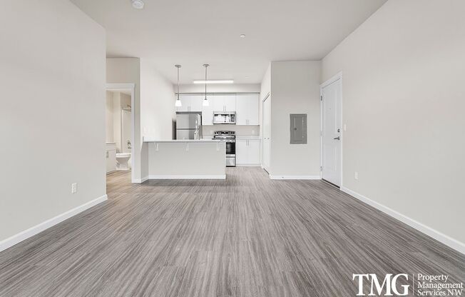 2 beds, 2 baths, 987 sqft, $1,890, Unit H356