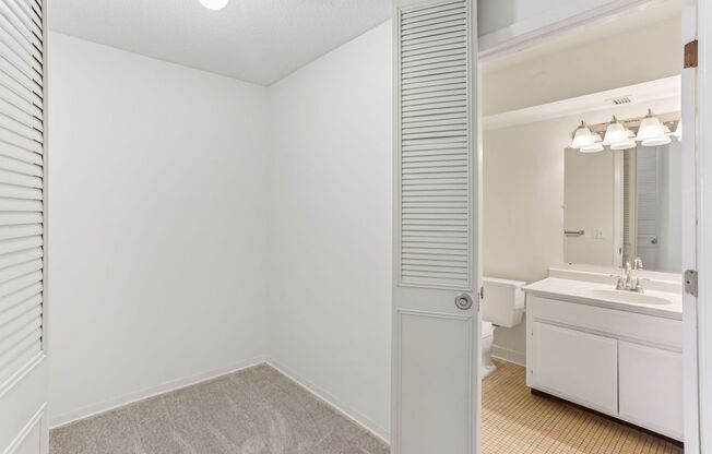 1 bed, 1 bath, 750 sqft, $1,295, Unit 506