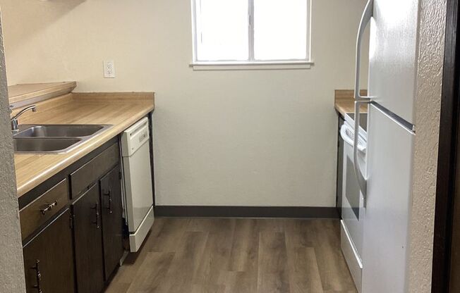 1125 Berrum Lane Apartments