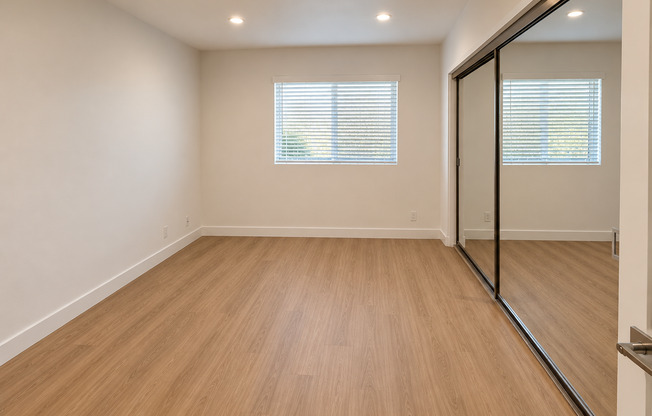 1 bed, 1 bath, $2,375, Unit Unit 215
