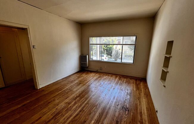 Studio, 1 bath, $1,737.08, Unit 324