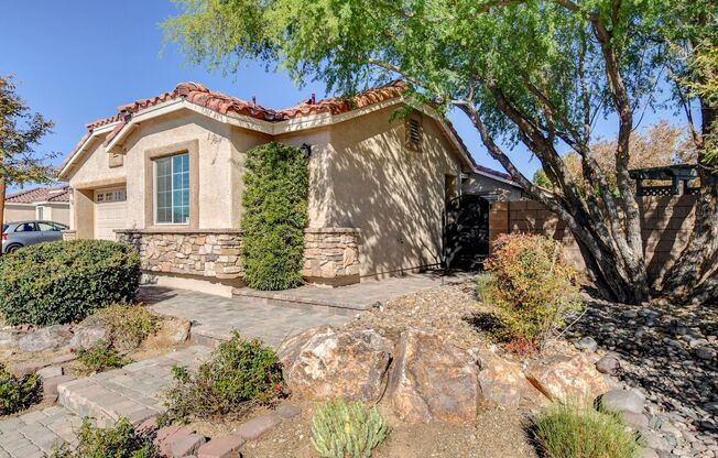 Stunning Aliante Single-Story with Casita & Heated Pool!