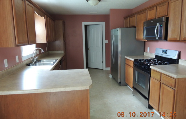 4 beds, 3 baths, $1,850