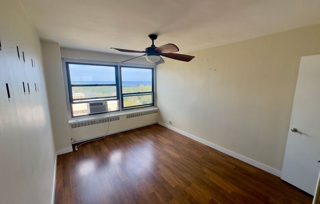 1 bed, 1 bath, 700 sqft, $2,025, Unit 418-1610