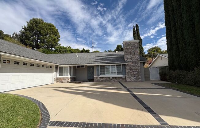 Highly desirable - Charming 4BR/2BA Granada Hills Home North of Rinaldi