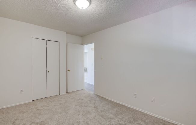 2 beds, 2 baths, 1,092 sqft, $1,875, Unit 47